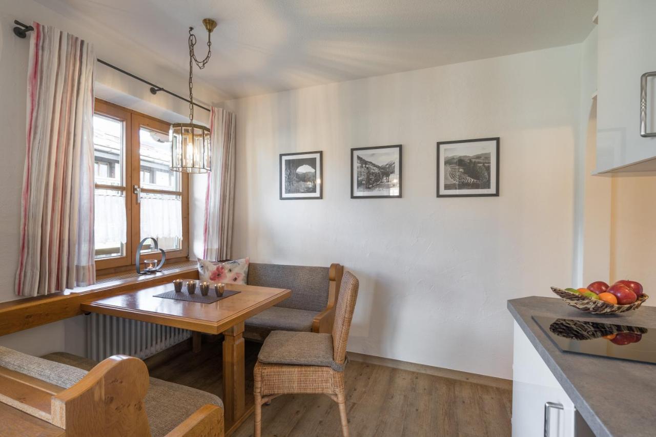 Ferienwohnungen Alpentraum - Landhaus Im Oberen Markt Оберстдорф Экстерьер фото