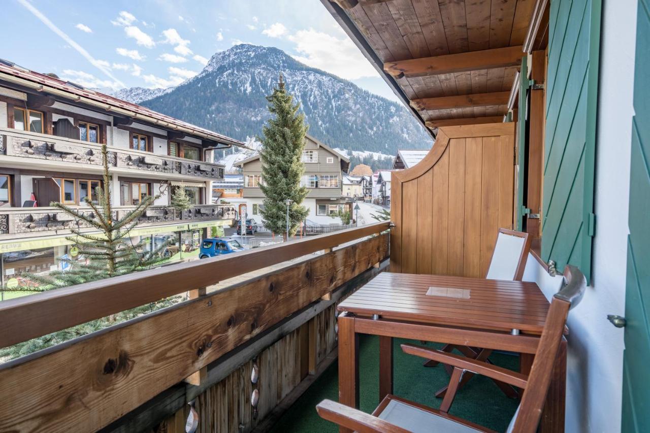 Ferienwohnungen Alpentraum - Landhaus Im Oberen Markt Оберстдорф Экстерьер фото